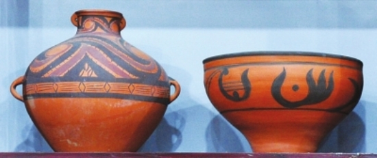 沁阳市农民刘新安传承仰韶文化精制仿古彩陶