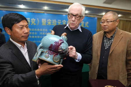 ѡȡͳ ҫԪɹ⻪ ΰԪϵоƷ