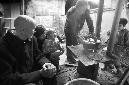 88岁老人的“红色记忆”