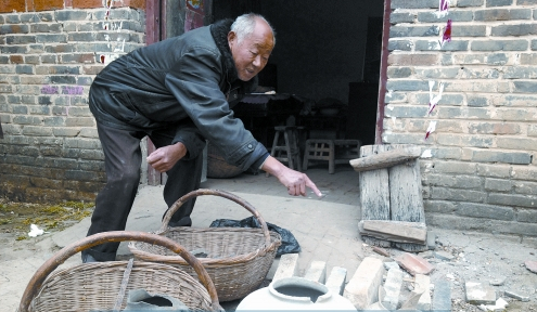 Ļ-лԴں лպ˶겮Ϊʼ