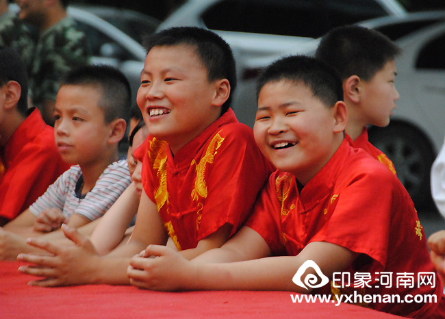 ҵΡӰԱѡ˽Ļ㳡¡ؿ