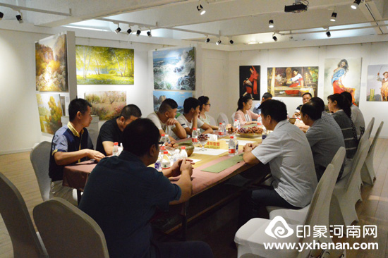 񹲺͹Ʒͻչ֣վ ٰרչ