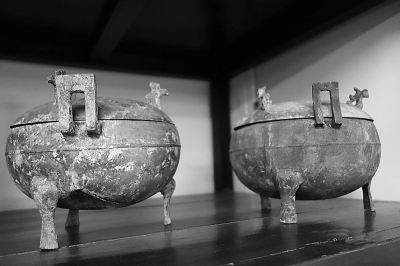 侯制与“王气”——论南昌西汉海昏侯墓葬的特征