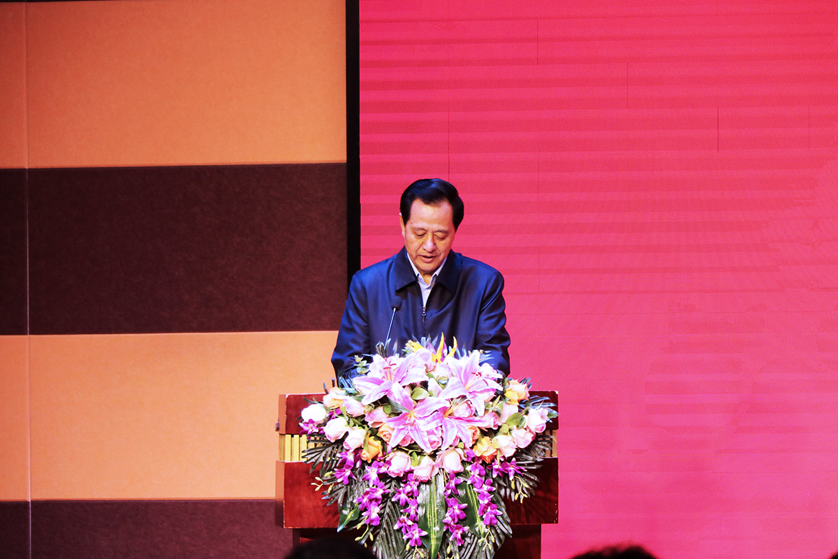 ʮ컪Ĵƽְ̳ҵѧУ¡ؿĻ