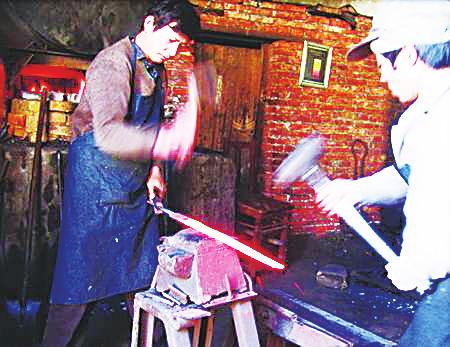 棠溪演绎剑文化传奇