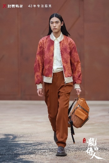 װʱжԻлйѿ˽ԡĴˡ