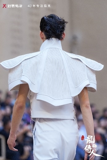 װʱжԻлйѿ˽ԡĴˡ