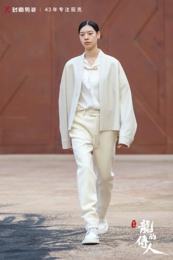 װʱжԻлйѿ˽ԡĴˡ