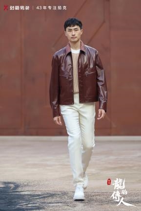 װʱжԻлйѿ˽ԡĴˡ