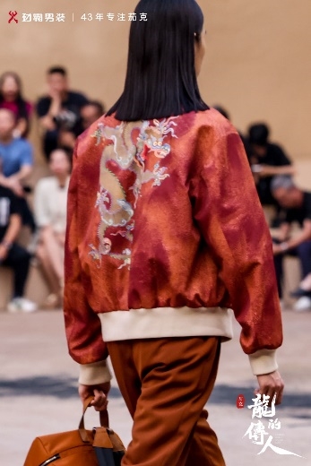 װʱжԻлйѿ˽ԡĴˡ