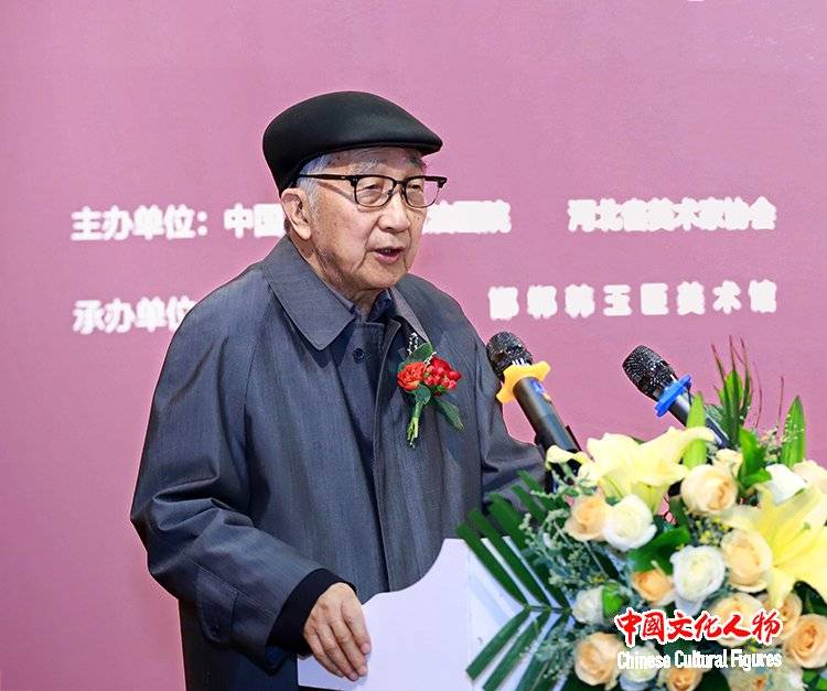 �����桤ʫ�ġ������ͻ�������ŷ���ͻ����չ���ھ���Ļ