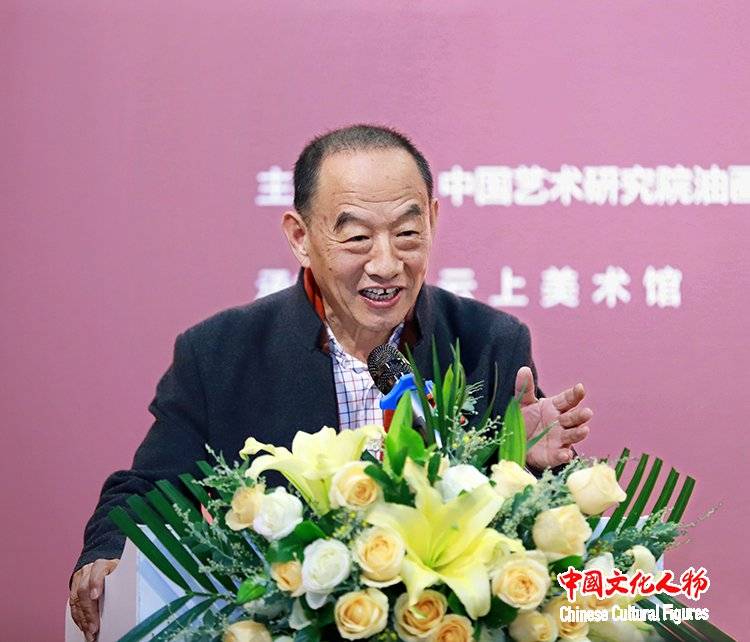 �����桤ʫ�ġ������ͻ�������ŷ���ͻ����չ���ھ���Ļ